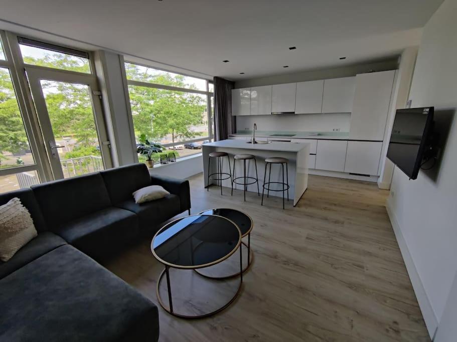 K50173 Modern Near The Center Apartamento